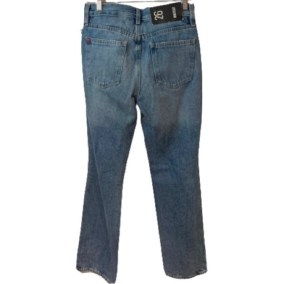 NWT. Urban Outfitters BDG Medium Wash Distressed Bootcut Jeans - Picture 4 of 4